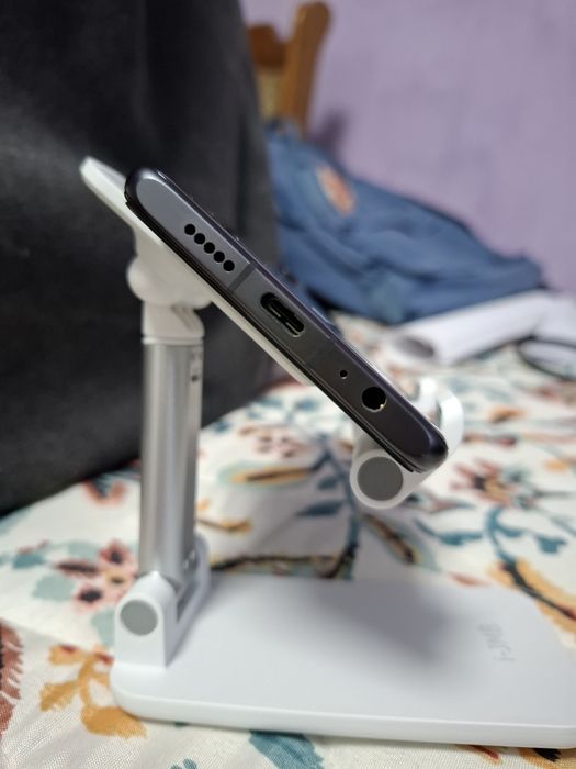 Vand Huawei p30 ca si nou