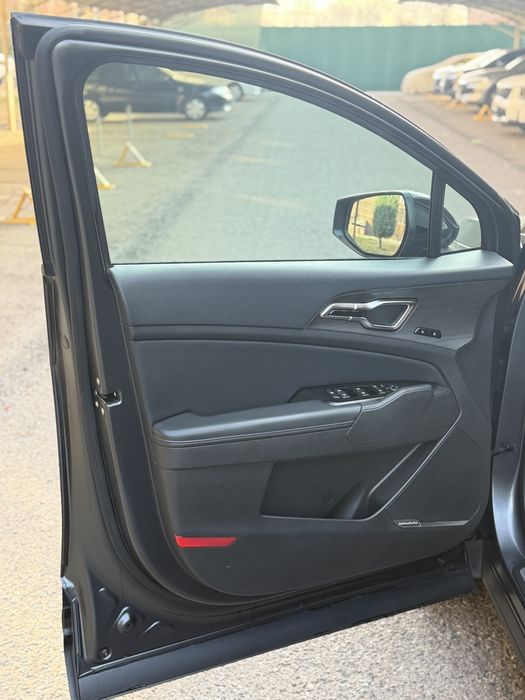 Kia Sportage 2L Xline kraska toza xolati idial