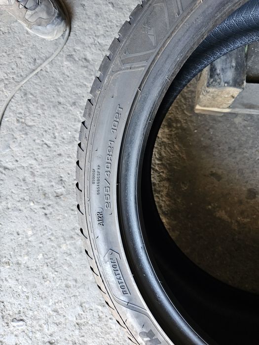 2 anvelope allseason ca noi 255 40 21 Goodyear 8mm 2024