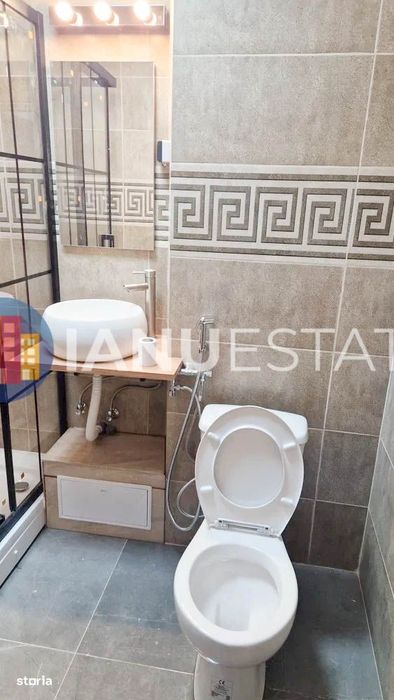 Piata Unirii 5` Metrou Centrul Vechi Dimitrie Cantemir Renovat