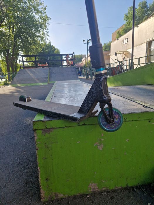 Самокат трюковой