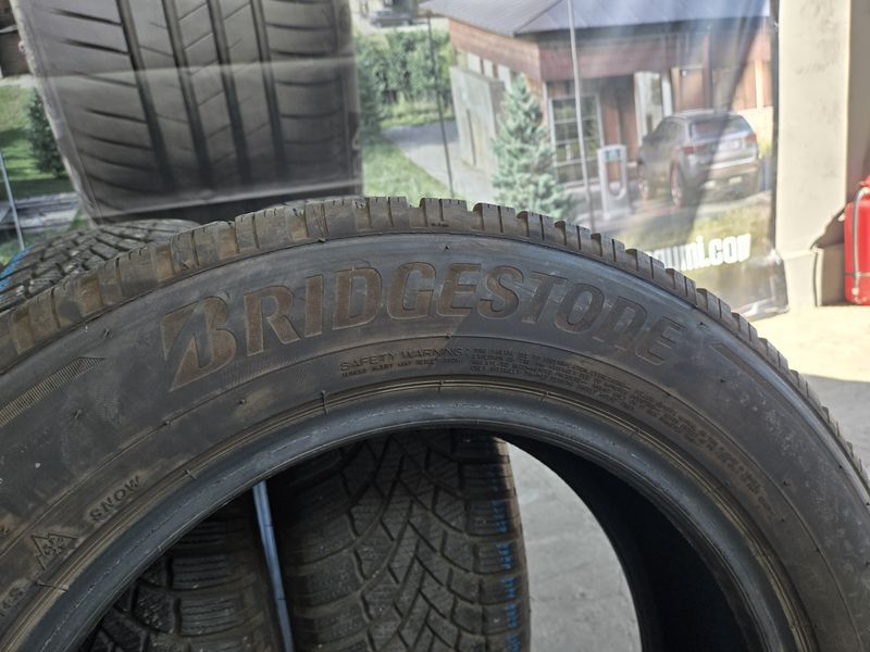 215/65/17 BRIDGESTONE 4бр