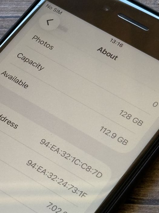iPhone SE 2 - 128 gb, baterie 87%, stare perfecta
