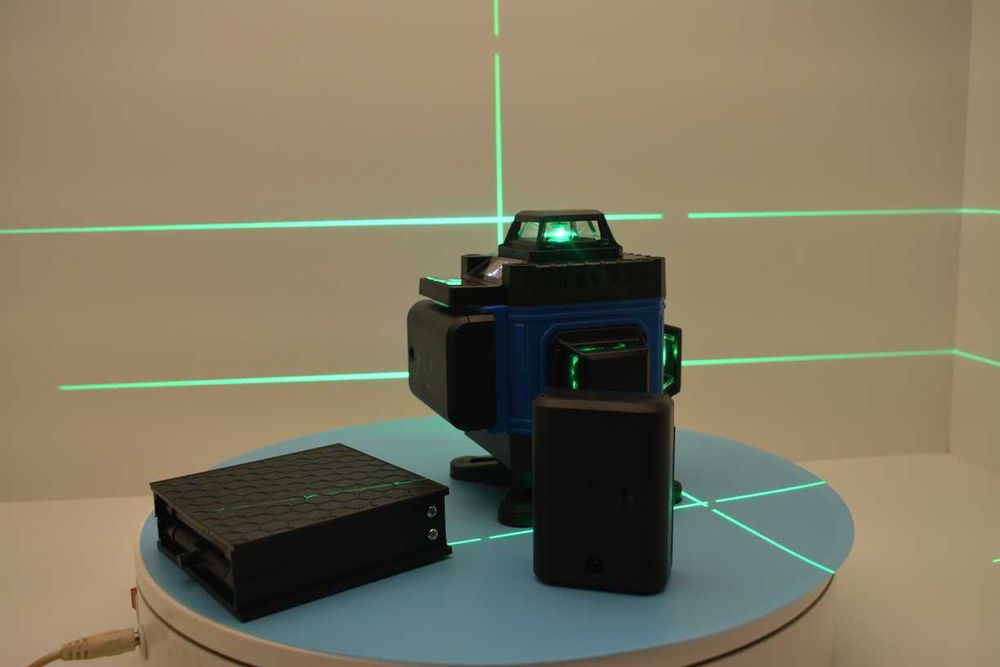 Promotie contine doua acumulatori  Promotie Nivela unda verde 4D 16 lini fara telecomanda  New Nivelă Laser kkamoon 16 lini 4D fascicul raza verde  Of