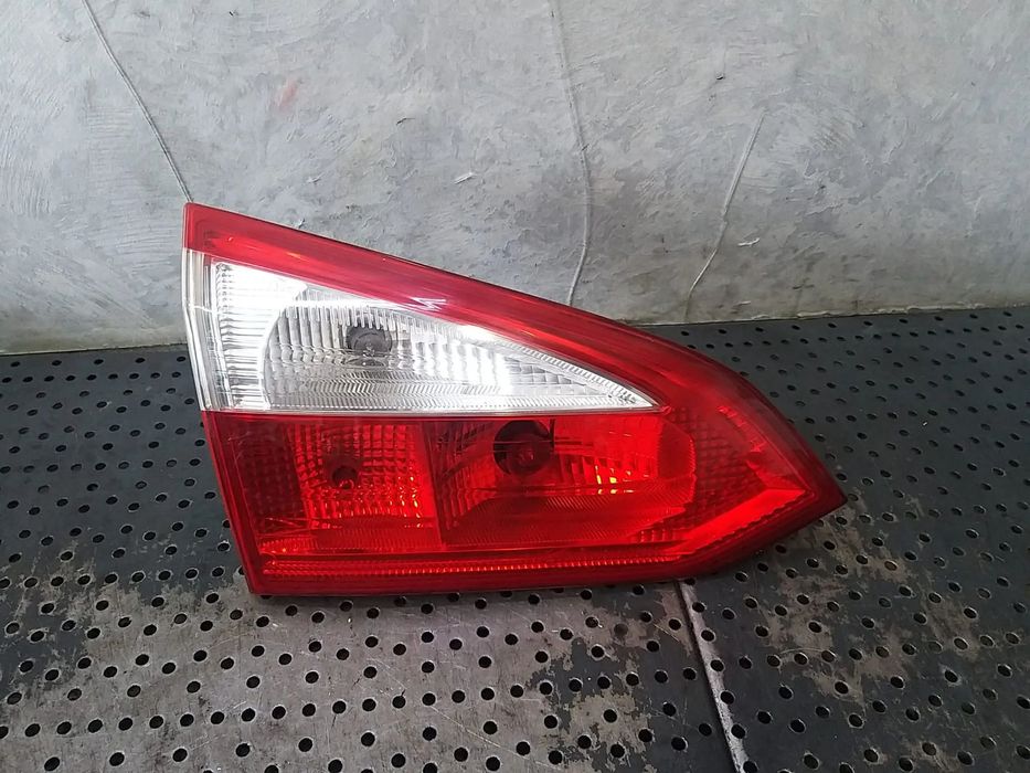 Stop tripla lampa stanga haion ford focus 3 bm5113a603bb