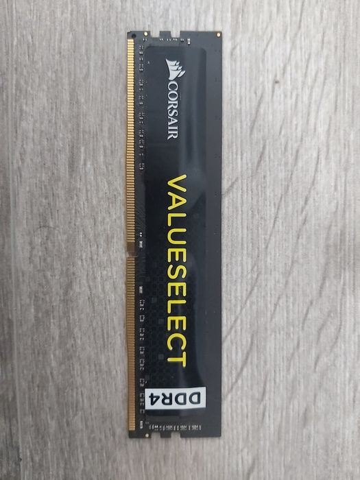 Placuta 16GB Memorie RAM DDR4 - 2666MHz JEDEC Corsair - Netestata