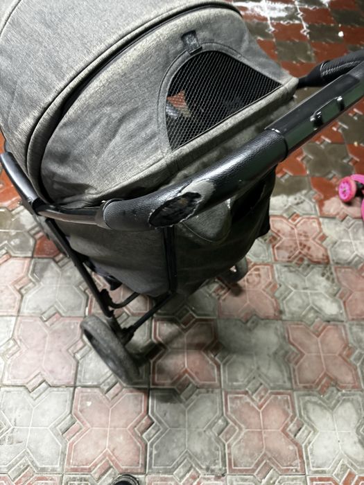 Продас 2 шт прогулочные коляски б/у