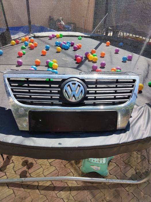 Vând grila pasat b6