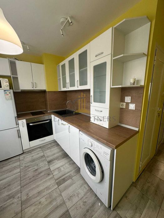 Продава се Двустаен апартамент в София, Обеля 2 - 65 кв.м за 2153 €/кв.м - Снимка #1