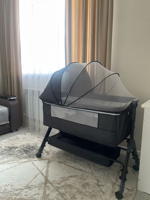 Продам детскую кроватку от 0