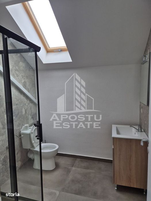 Triplex cu 3 camere de inchiriat,Centrală Proprie ,Mosnita Vechie