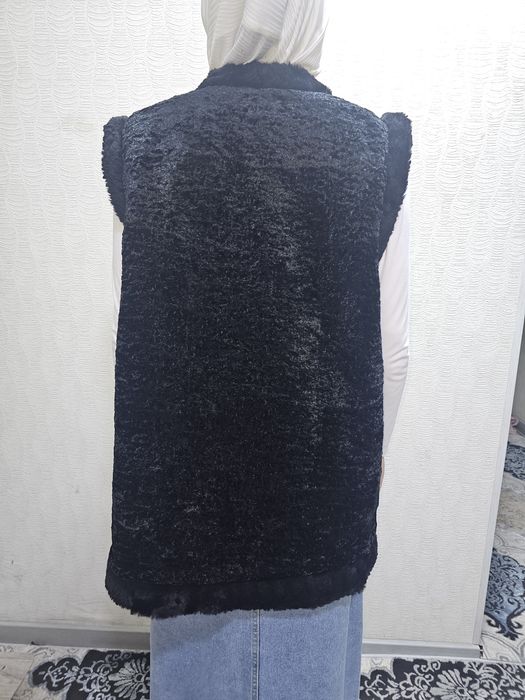 Nimcha sotiladi. Нимча срочна сотилаи.