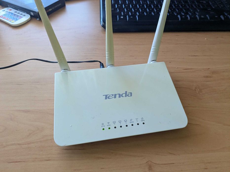 Router Tenda wireless N300