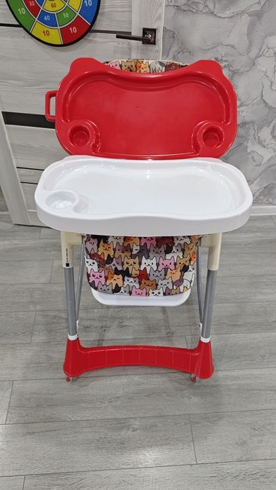 Продам детский стульчик для кормления.