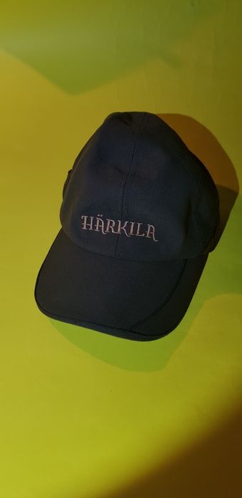 Шапки.   HARKILA.   Lacoste
