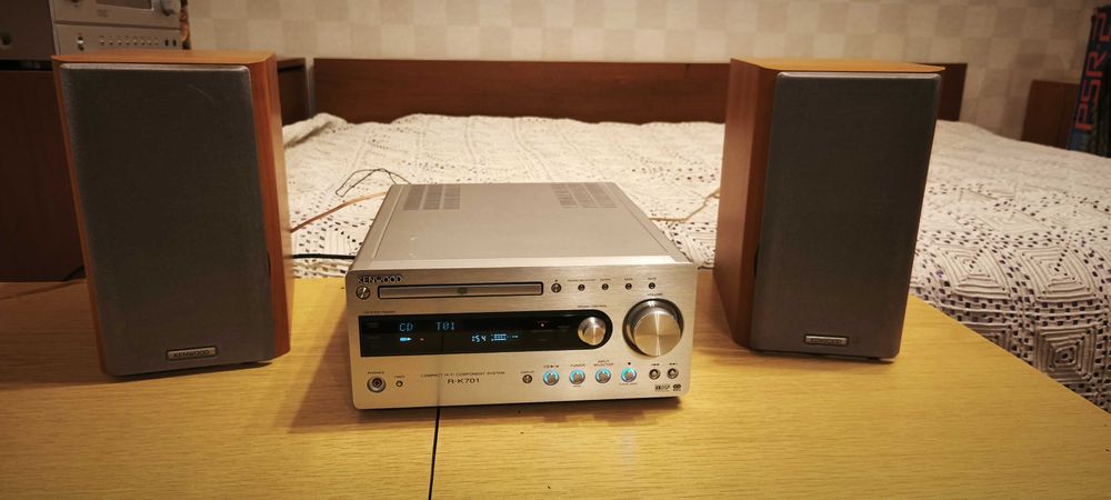 KENWOOD  R - K701  компактна Hi-Fi Stereo система с говорители
