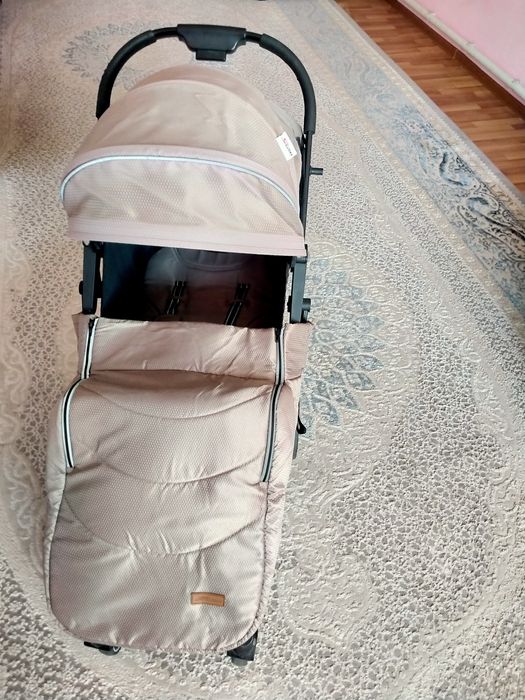 Коляска за 30000 тг