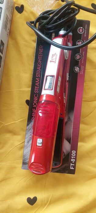 Vand placă de întins părul