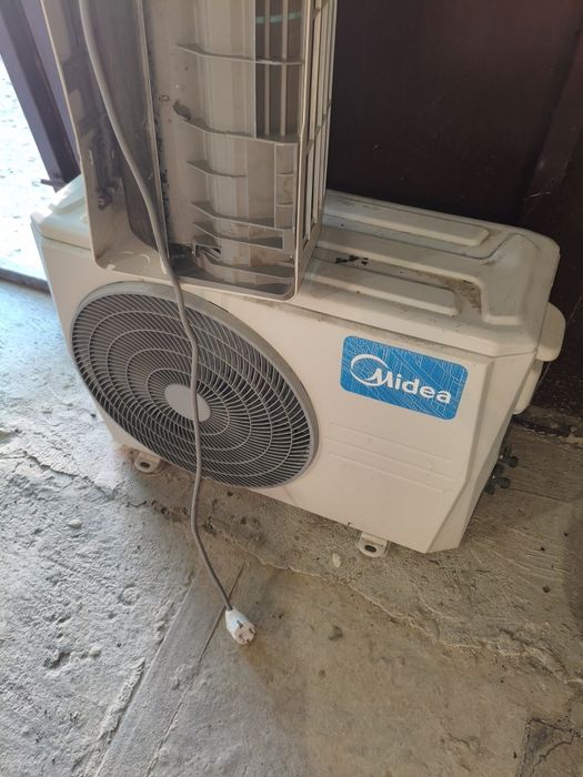 Кондиционер Midea 18