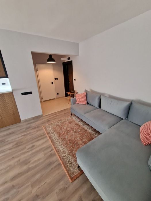 Дава се под наем Двустаен апартамент в София, Гоце Делчев - 60 кв.м за 698.7 € - Снимка #2