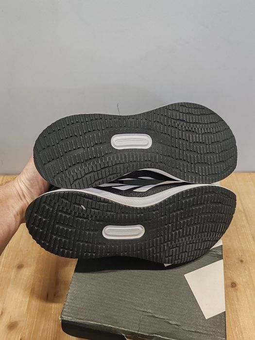 Adidași Adidas Runfalcon