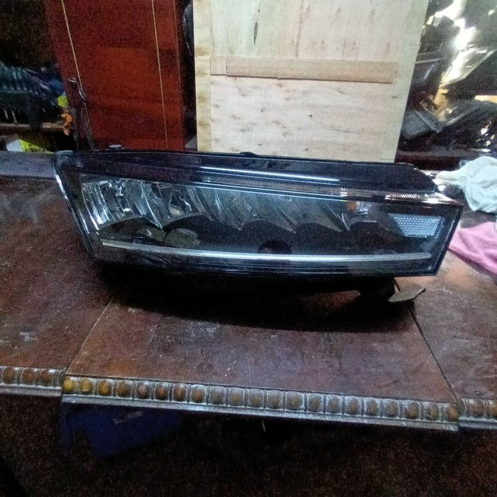 far dreapta skoda octavia 4 full led