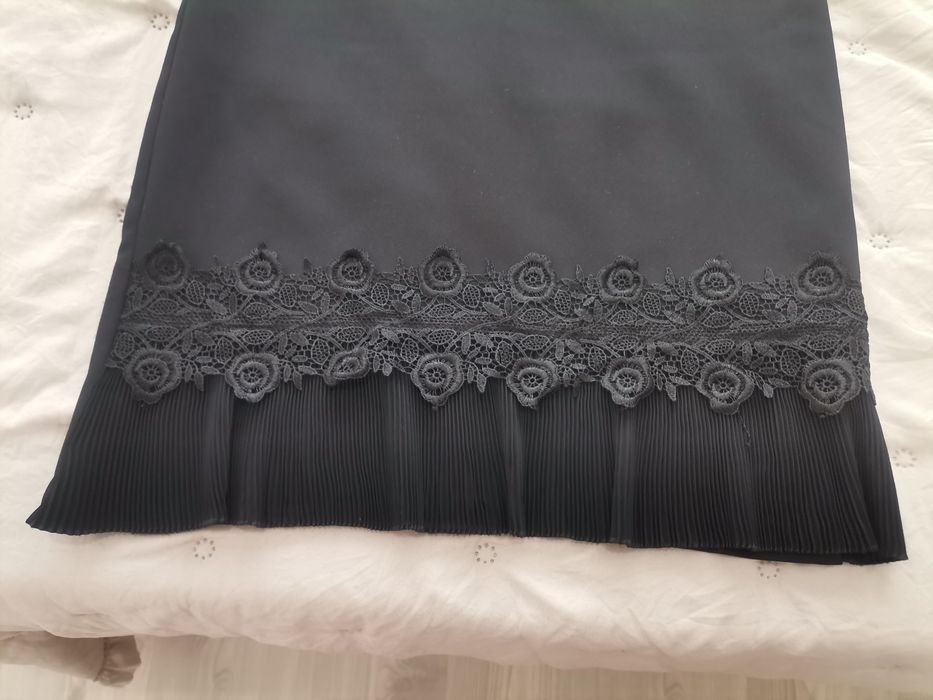 Елегантна дамска рокля