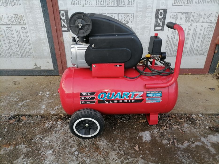 Compresore aer Quartz Clasic de 50L alimentare 220V motor de 1.5kw