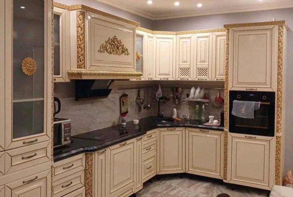 Продам кухонный гарнитур.