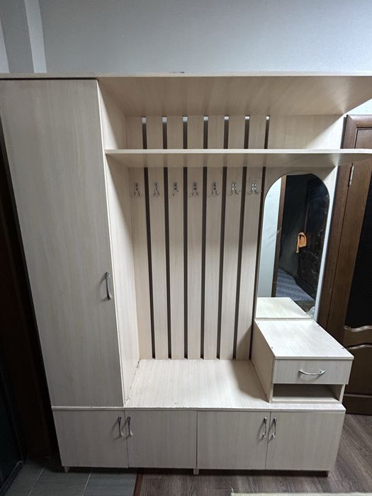 Прихожая шкаф зеркало