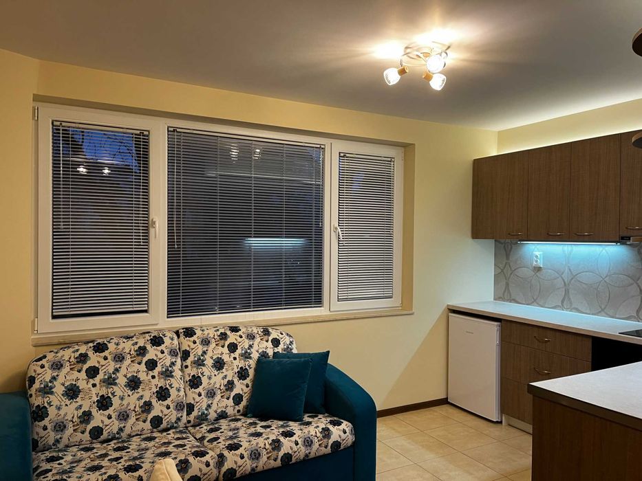 Дава се под наем Двустаен апартамент в Бургас, Лазур - 50 кв.м за 459 € - Снимка #16