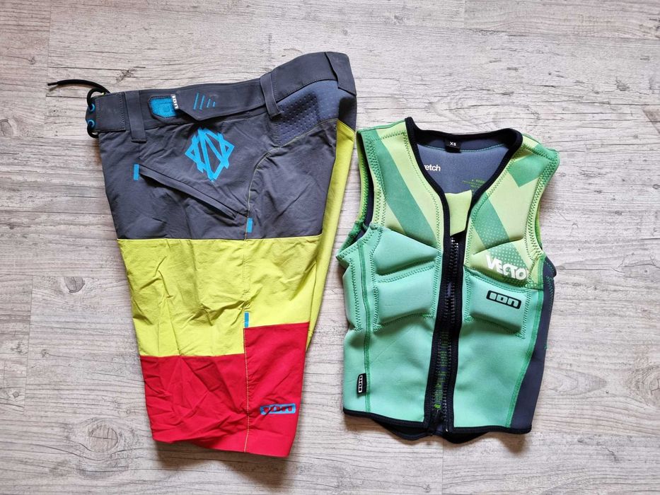 Kitesurfing Pantaloni ION SCRUBM30(S-XS)+Vesta Impact ION VECTOR COPII