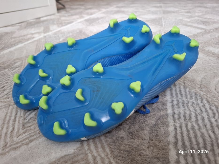 Ghete fotbal puma ultra elite marimea 40