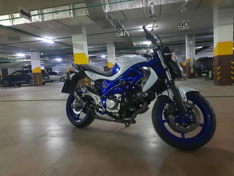 Продам мотоцикл suzuki gladius 400