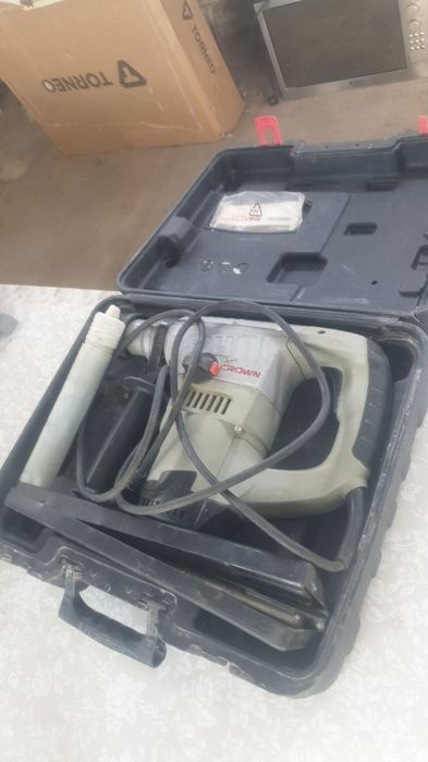 Электроинструменты,  торцовочная пила, перфоратор, шлифовальная машина