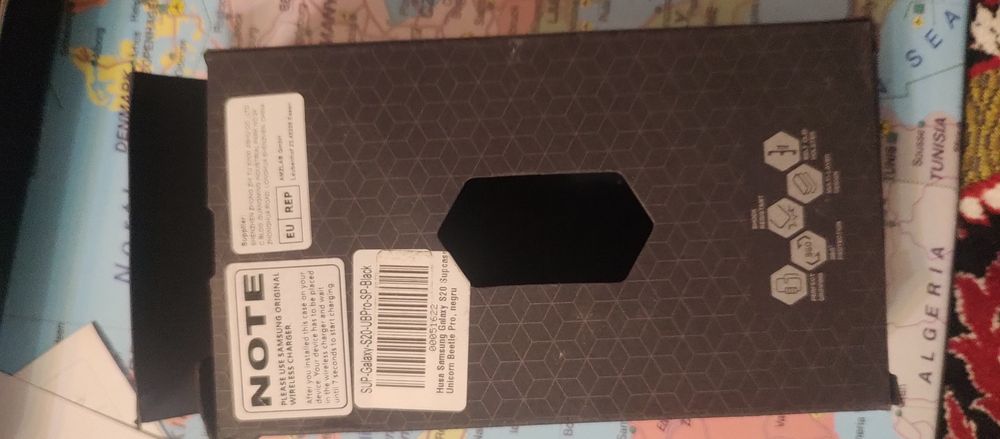 Husa de telefon nu a fost folosita