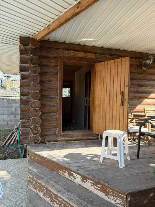 Продам баню со сруба
