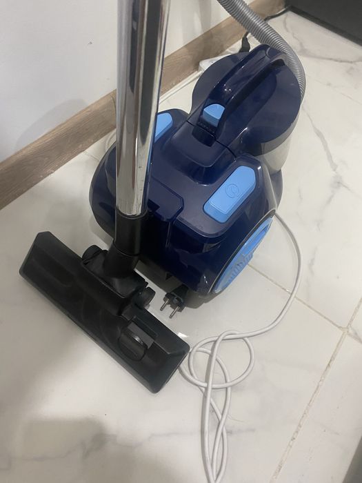 Пылесос Tefal Swift Power Cyclonic TW2971EA синий