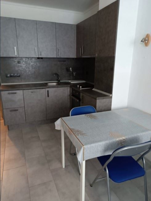 Дава се под наем Двустаен апартамент в София, Бъкстон - 57 кв.м за 597.21 € - Снимка #3