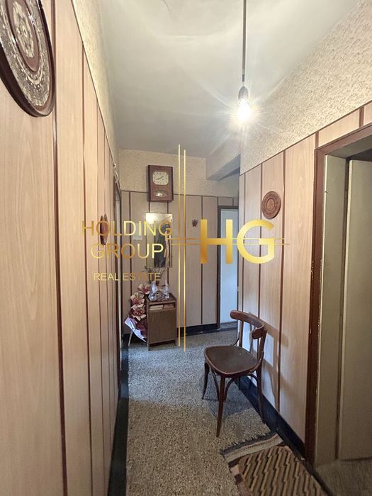 Продава се Тристаен апартамент в Добрич, Център - 67 кв.м за 1194 €/кв.м - Снимка #3