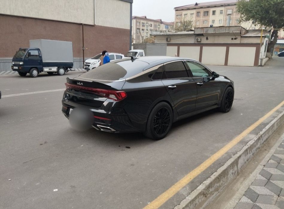 Kia k5 jtline qlingan.