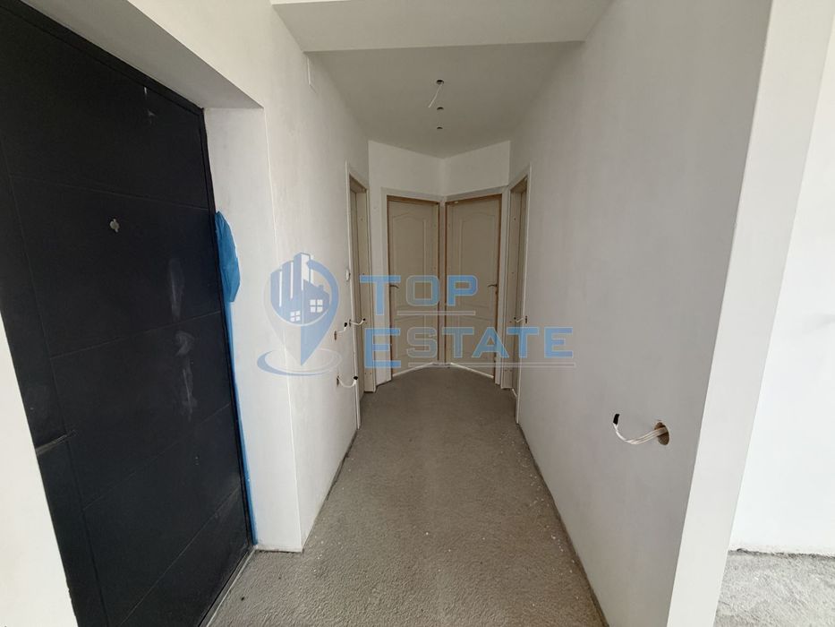 Продава се Тристаен апартамент в Велико Търново, Център - 126 кв.м за 1961 €/кв.м - Снимка #9