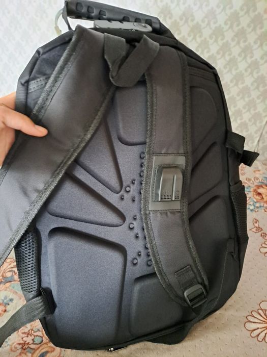 Продам школьные рюкзаки