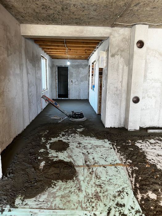 Подова Замазка / с дълго годишен опит от Германия /