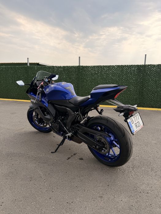 Vand Yamaha R7 - YZF 690 ABS