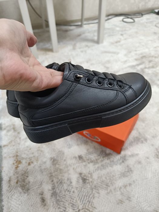 Продам обувь на мальчика