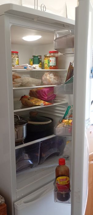 Продам холодильник