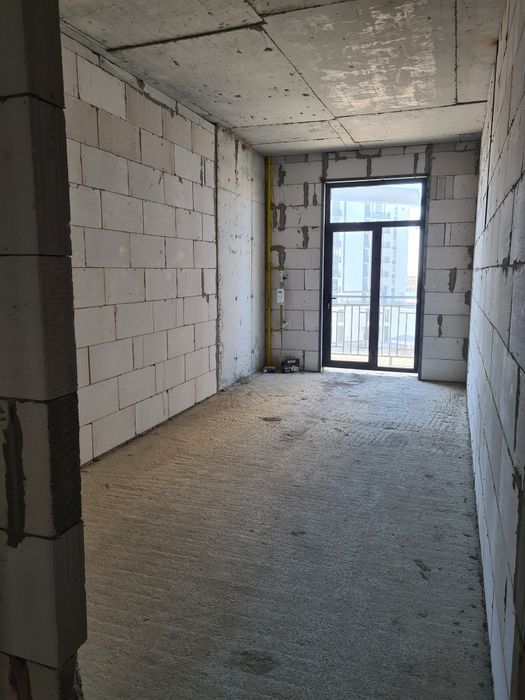 3 xonali karopka uy sotiladi