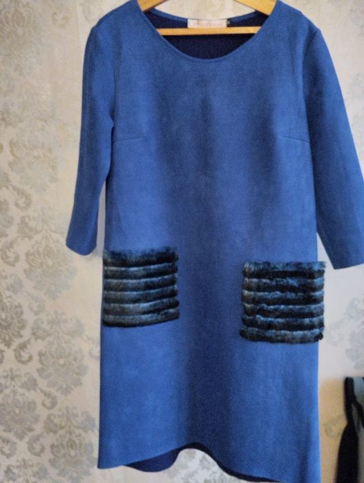 Продам платья р48.