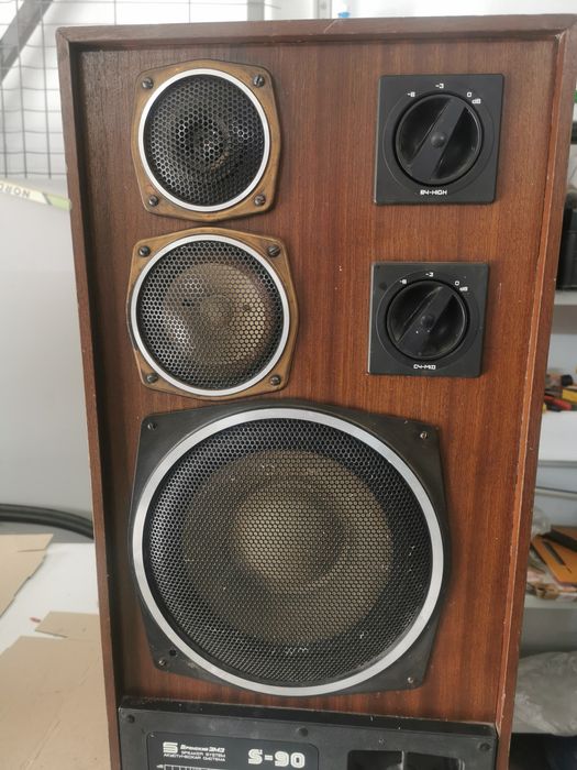 Продам колонки s90, усилитель Бриг